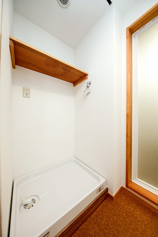 リフォーム後の洗濯機置き場